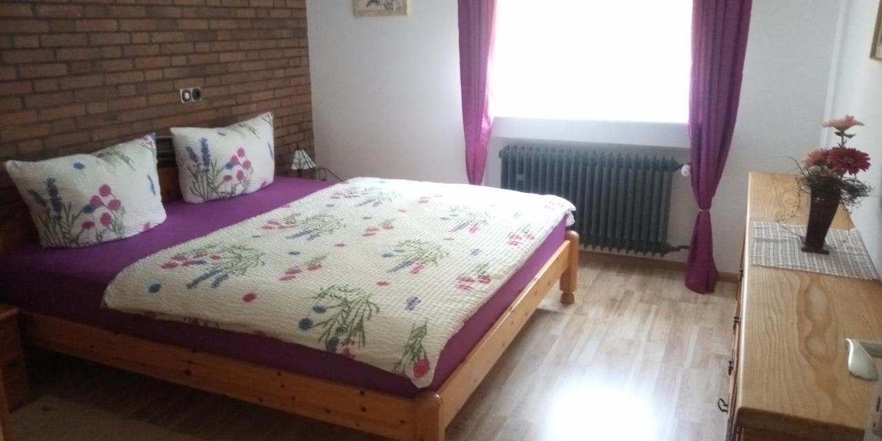 Ferienwohnung Am Buchenbaum 诺伊里德 外观 照片